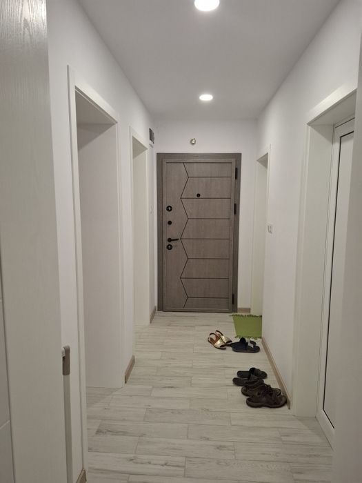 Дава се под наем Многостаен апартамент в Казанлък - 130 кв.м за 382.5 € - Снимка #5