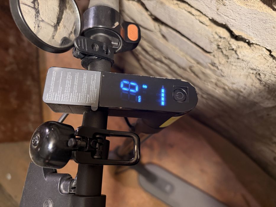 Электросамокат xiaomi essential