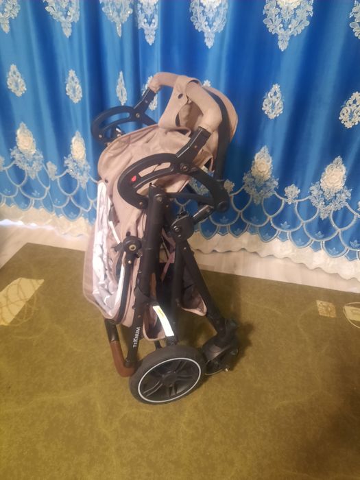 Продаются коляска