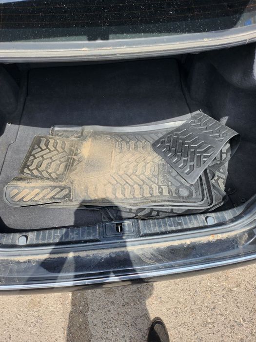 Полики автоковрики