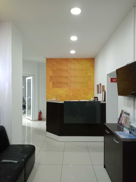 Yu Коммерческое помещение 130м2 1 этаж, 1 линия Электроаппарат