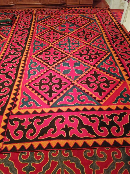 Сырдак, корпешки, подушки