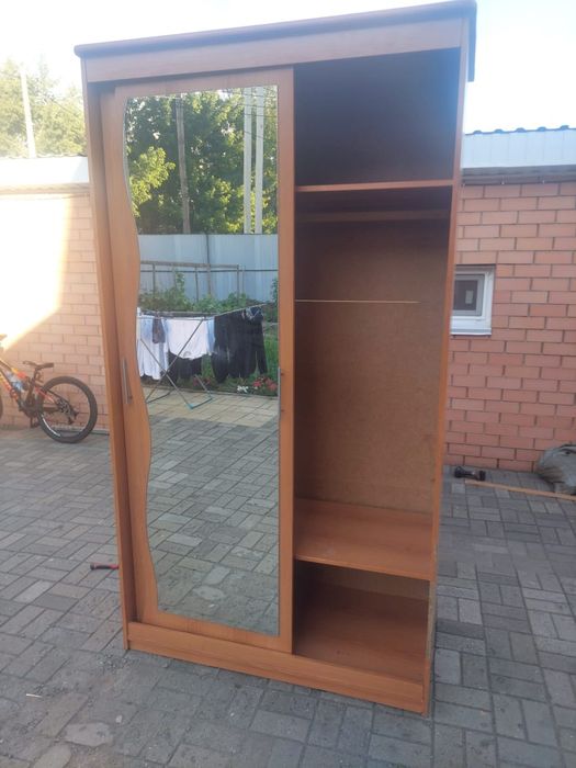Продам шкаф купе