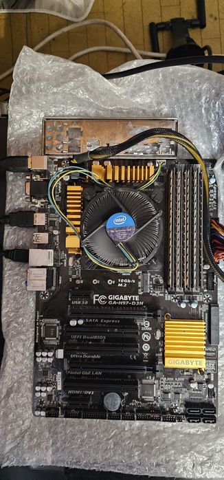 KIT Gaming i7 4790+ Placa de baza GA-H97-D3H  +16 GB la 450 ron