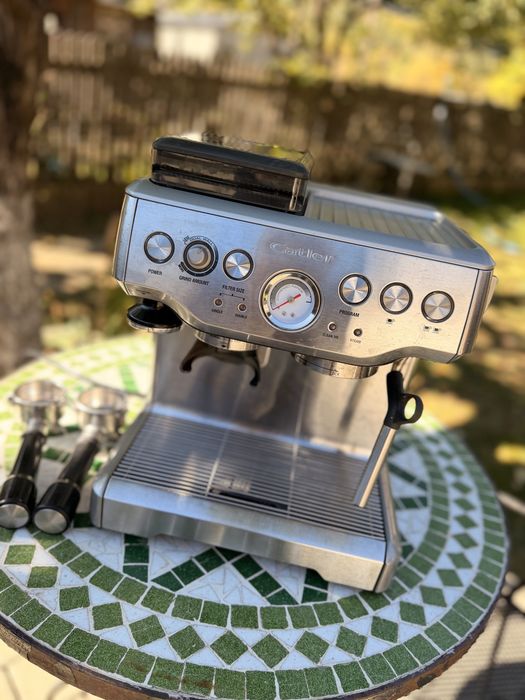 Espressor manual Catler ES 8013 cu râșniță integrată și manometru