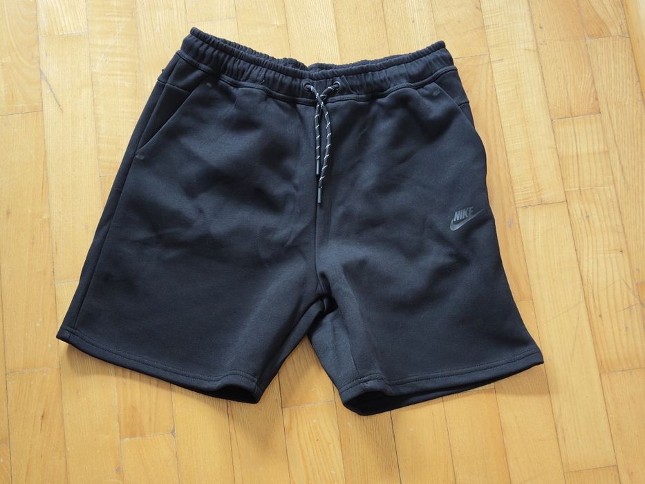 Nike tech fleece къси панталони