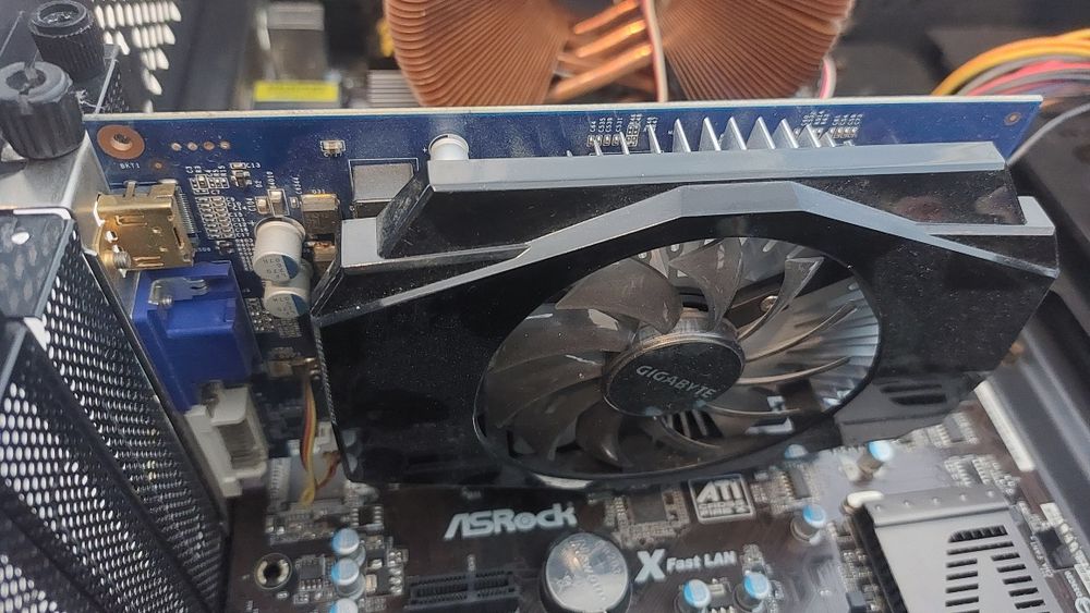 PC AMD Athlon Phenom 2  8Gb RAM, 1Gb Video