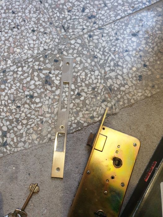 Секретна брава марка Sab