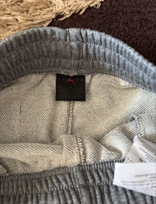 Pantaloni Jordan de copii