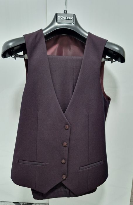 Costum smoking slim bordo, cu vestă