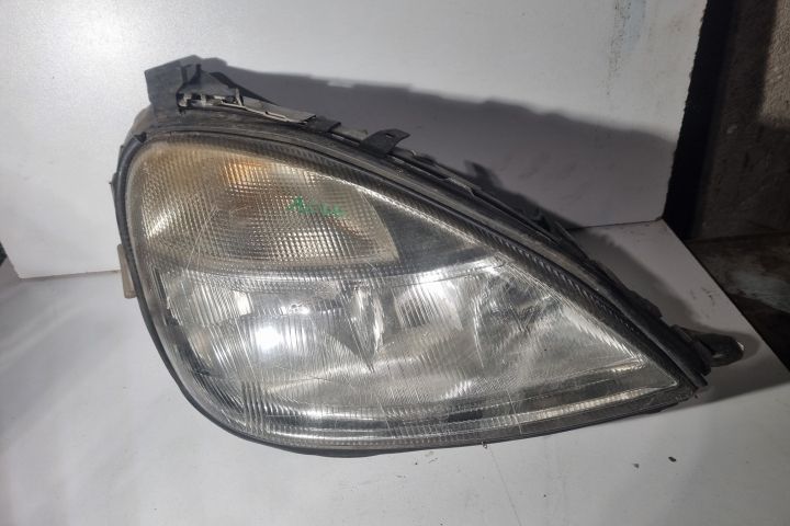 Far dreapta Mercedes-Benz A-Class W168