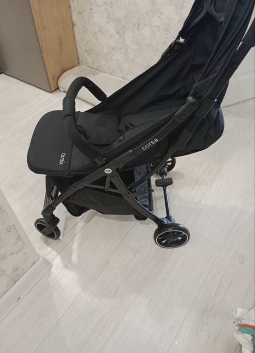 Продам прогулочку коляску Tomix