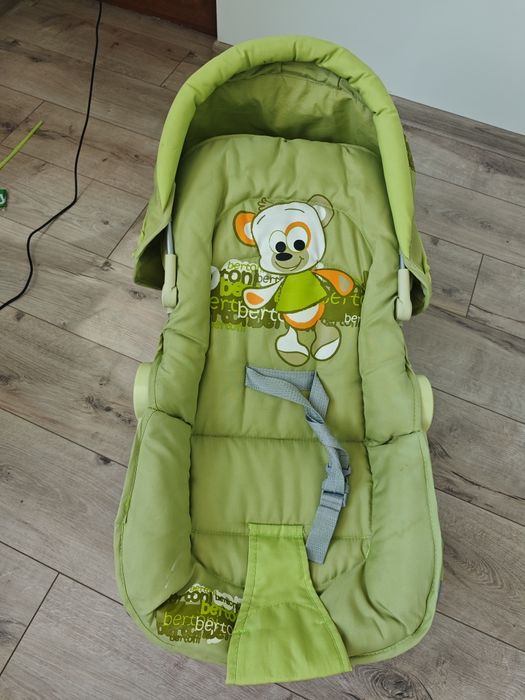 Бебешка люлка зелена