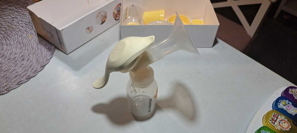 Ръчна помпа за кърмене medela