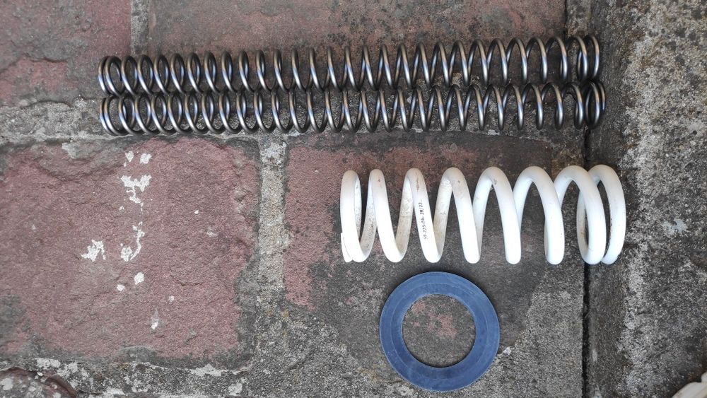 Пружини за КТМ, husqvarna