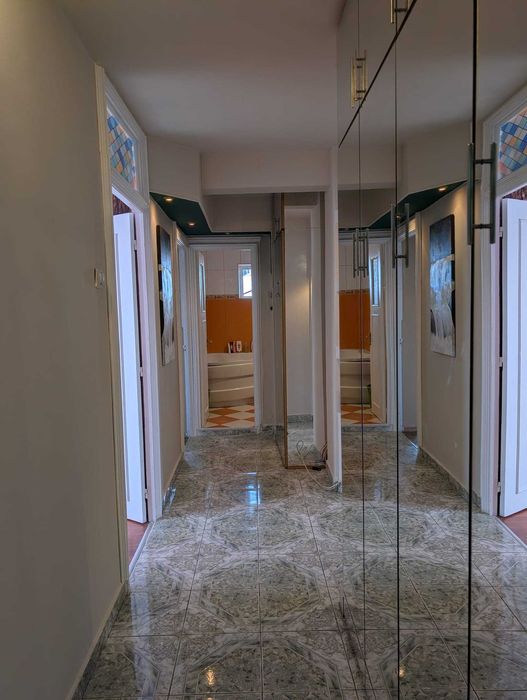 4 camere, 90 mp, bloc reabilitat,centrală proprie, parcare, elegant