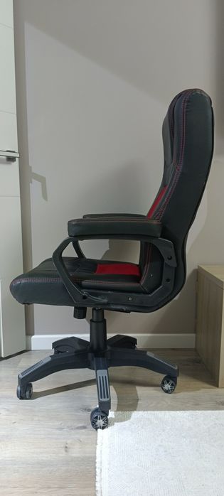 Офисное кресло б/у