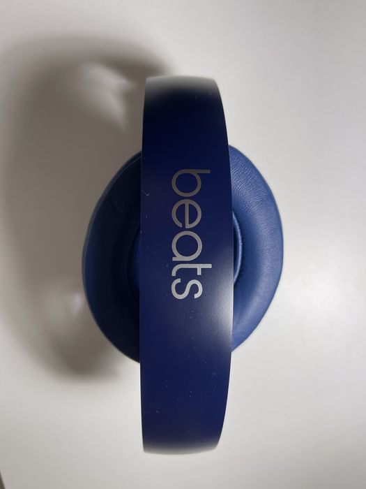 Beats Studio 3 синего цвета