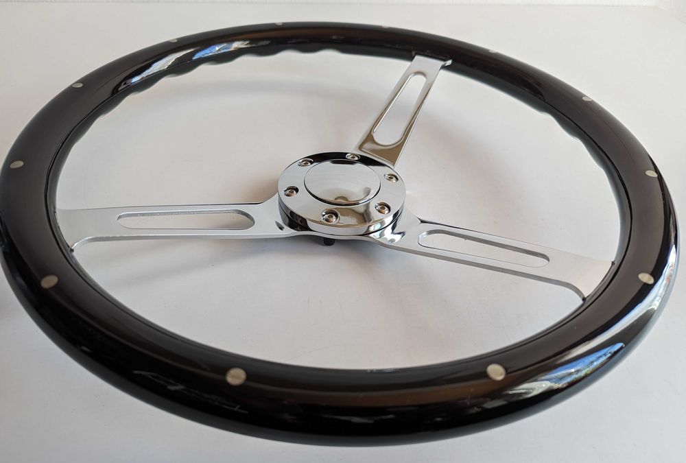 Волан Класически Дървен Винтидж 38см Нов Махагонов Хромиран Черен