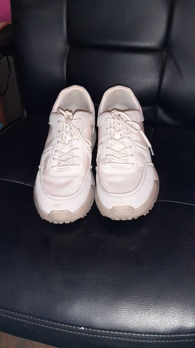 Спортни обувки RESERVED