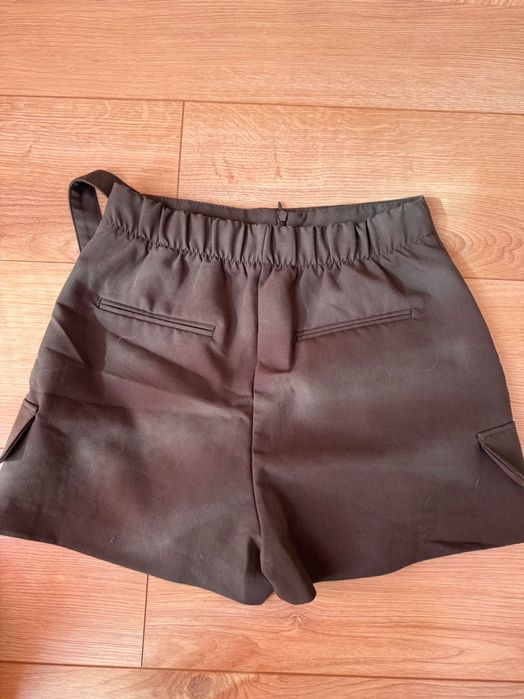 Къси панталонки пола bershka