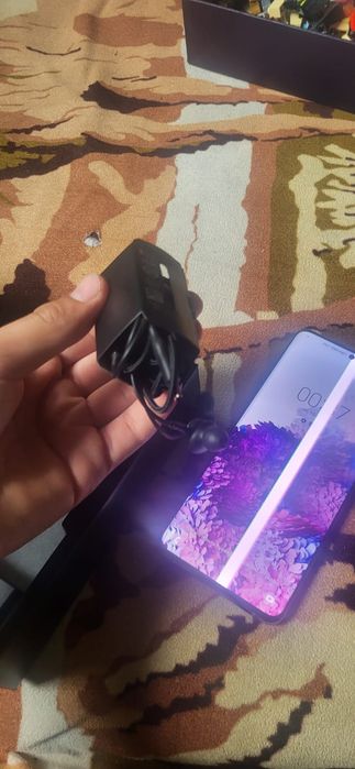 Samsung s20+ продам