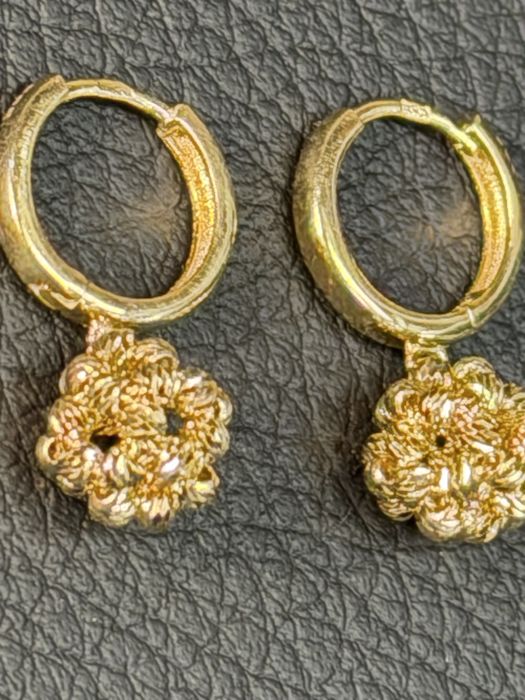 Златни обеци  топчетаЧИСТО НОВИ 14 карата 585 zlatni obeci zlaten gold