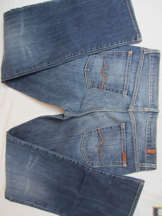 Blugi 7 For all Mankind, W33 L32, Talie=82cm, Lung=104cm, usor evazati