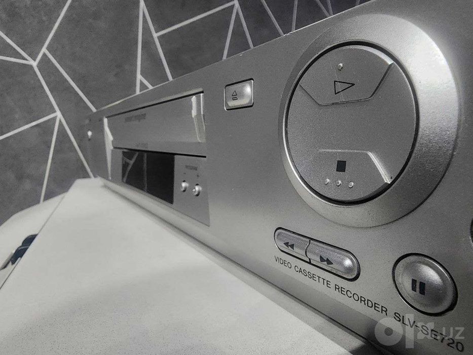 Видеомагнитофон SONY SLV-SE720G ШЕСТИ ГОЛОВОЧНЫЙ видеомагнитофон