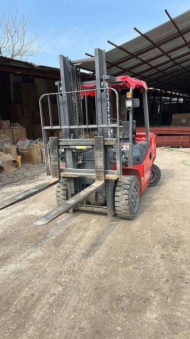 Аренда вилочного погрузпогручика ( кара )