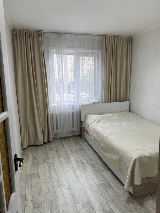 Продается 3 комн кв Канай би, 40