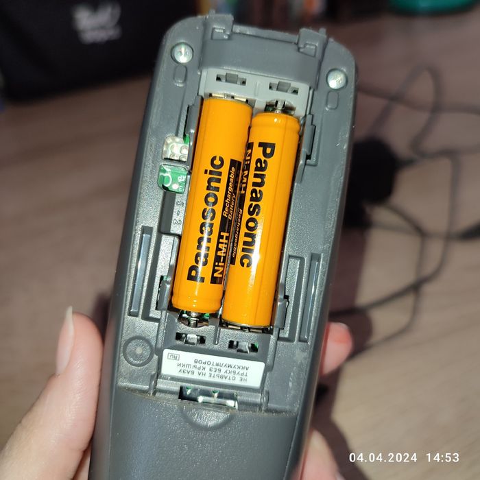 Радиотелефоны и кнопочные телефоны