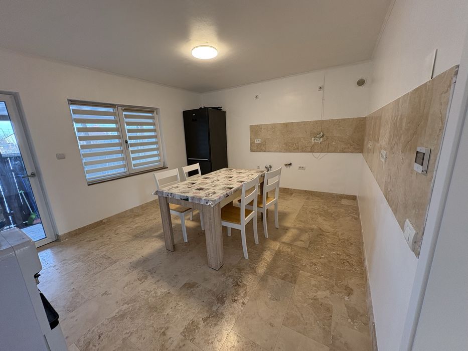 Casa 4 dormitoare renovata finisaje premium teren 459mp