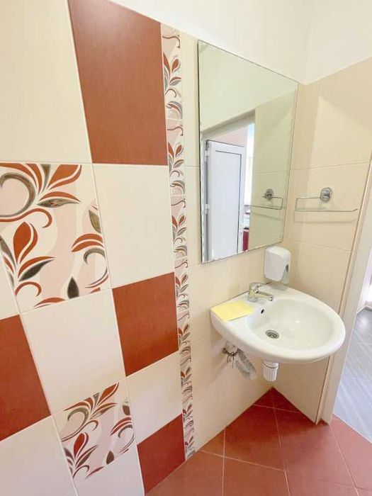 Продава се Магазин в Бургас, Меден рудник - зона А - 55 кв.м за 959 €/кв.м - Снимка #3