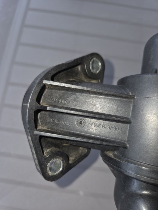 Termostate OE Audi A4 B8