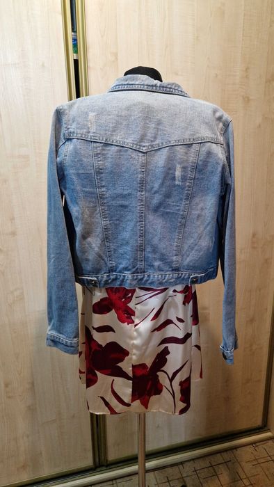 Продам отличную джинсовую курточку