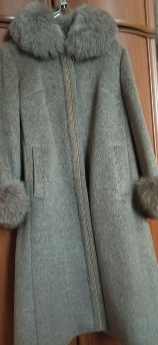 Продам пальто лама
