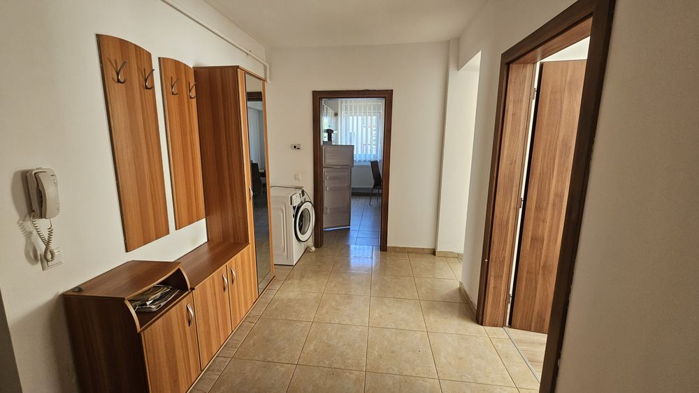 Apartament decomandat 55 mp de închiriat, Cetate