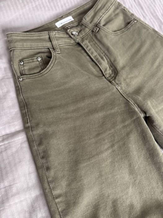 Джинсы хаки s размер