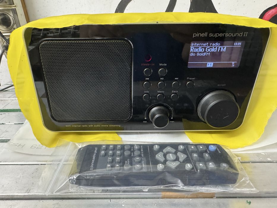 Pinell Supersound ll Radio FM, network player cu telecomanda.