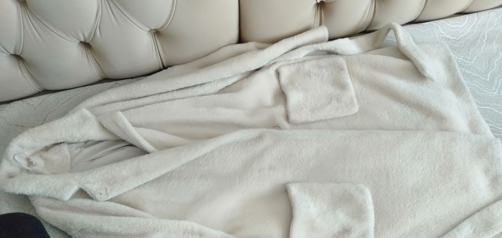 Күздік пальто сатамын, бағасы 20000т