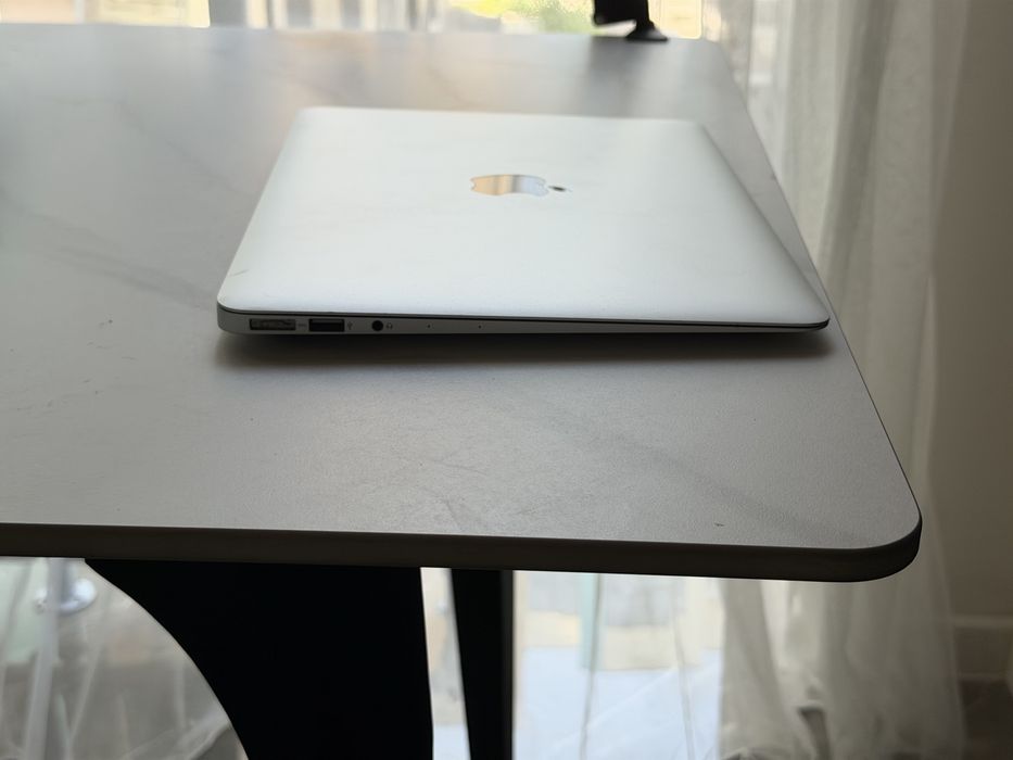 MacBook air 13'' 2015