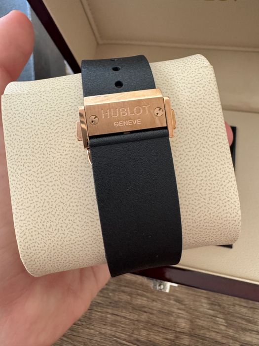 Часовник Hublot