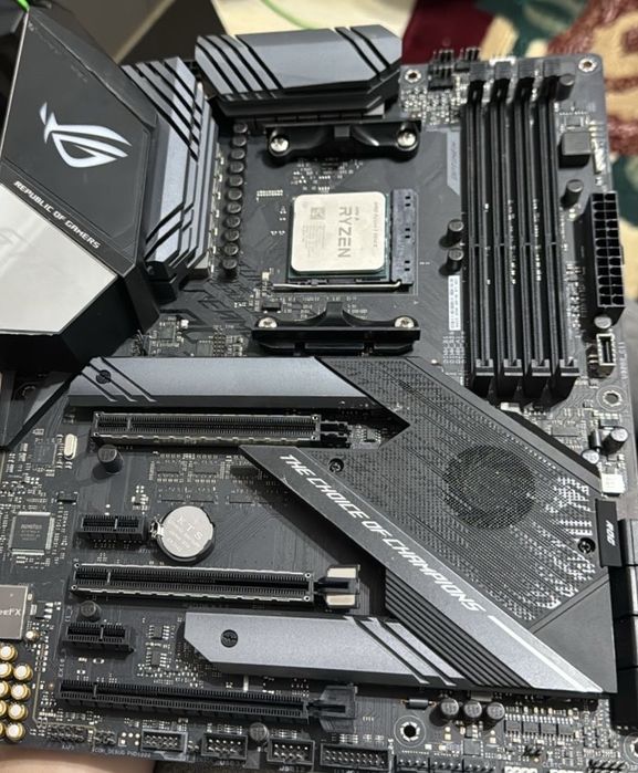 Мощный Комплект Ryzen 7 5800x X570 АМ4