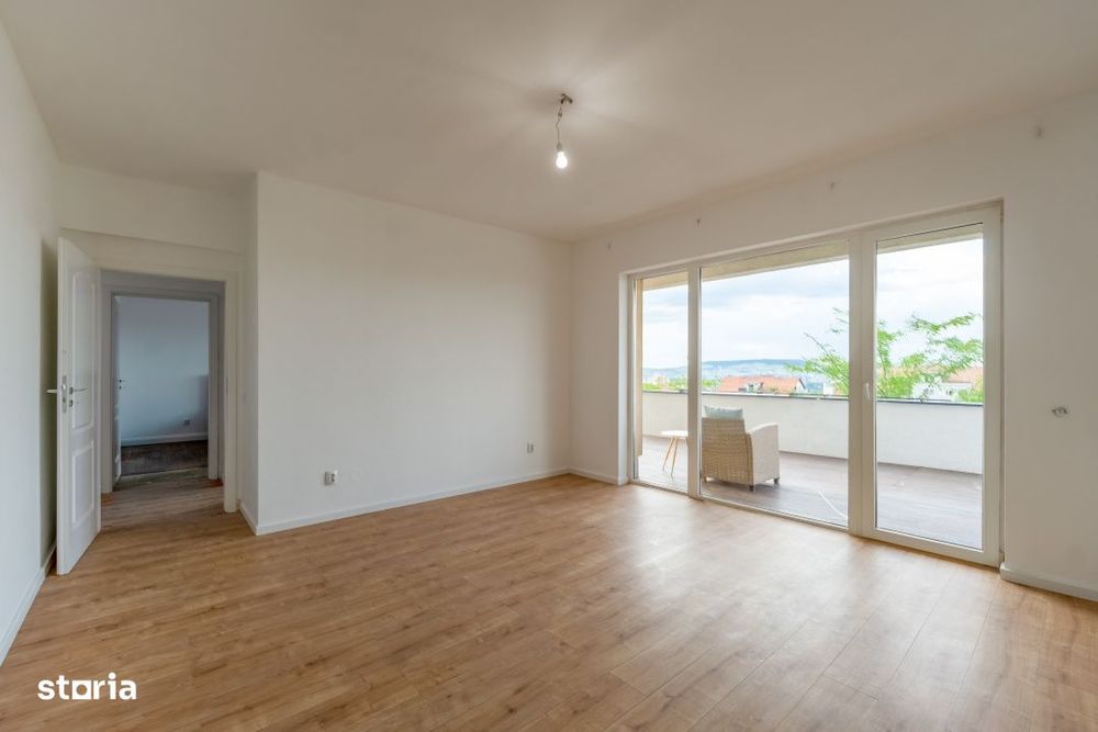 EXCLUSIV 2 camere decomandate, terasa de 60 mp, garaj inclus