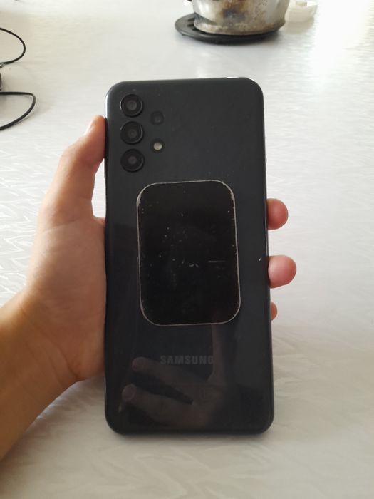 Продам телефон GALAXY 13