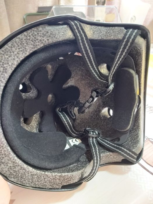 Продам детский шлем