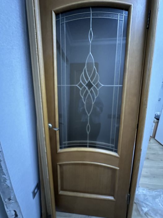 Продам двери межкомнатные б/у