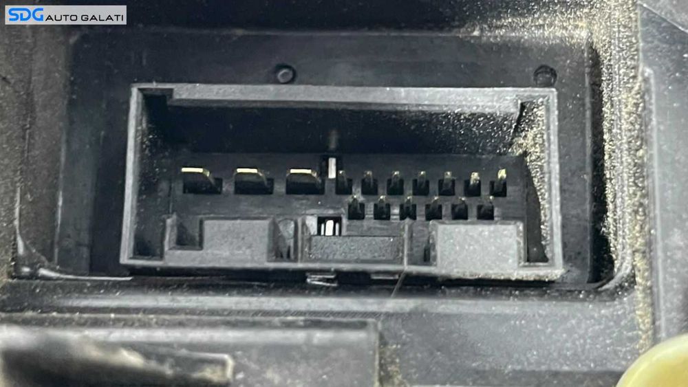 Broasca Incuietoare cu Soft Close de la Usa Portiera Dreapta Spate BMW Seria 7 E65 730 Facelift 2001 - 2008 Cod 7169240 [L5754]