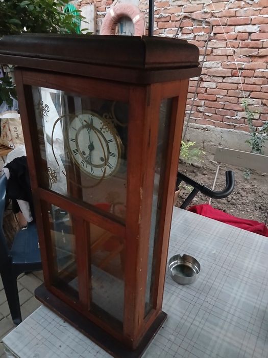 Ceas cu pendul de perete